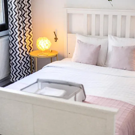 Domus Old Town Retreat Cozy & Bucarest