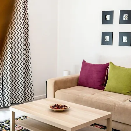 Domus Old Town Retreat Cozy & Apartament *