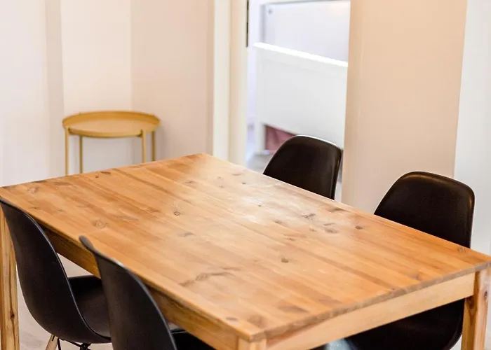 Apartamento Domus Old Town Retreat Cozy & Bucarest